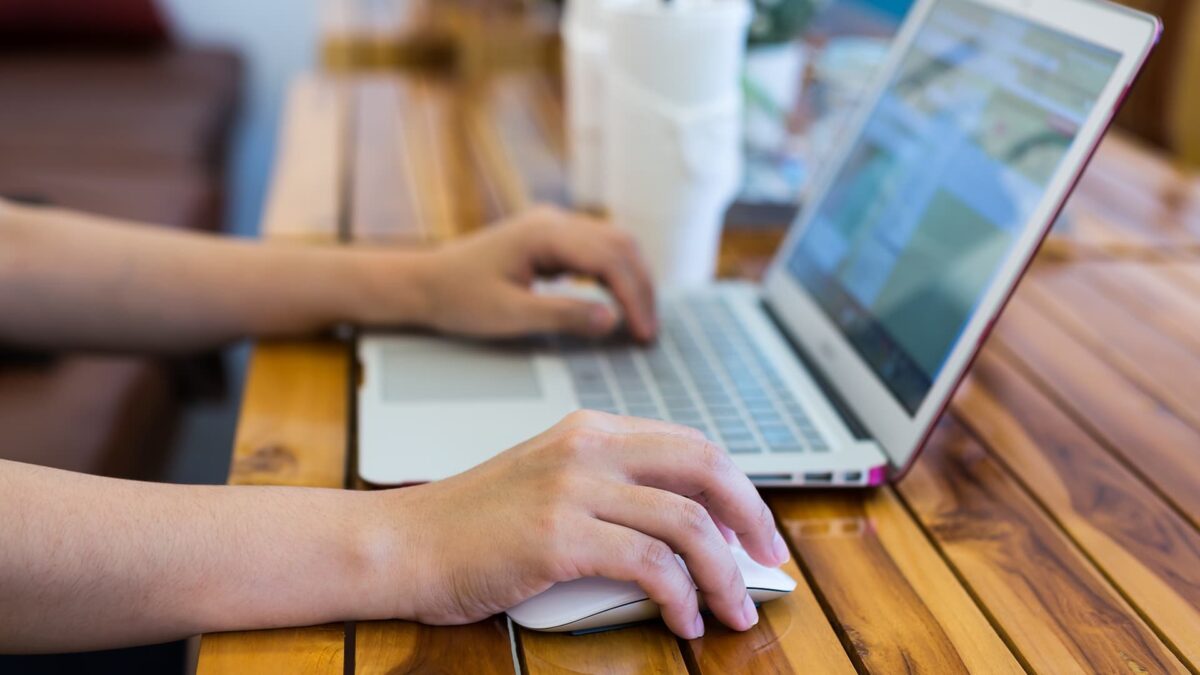 Practical, Hands-On Learning, IT jobs, tech, experience,