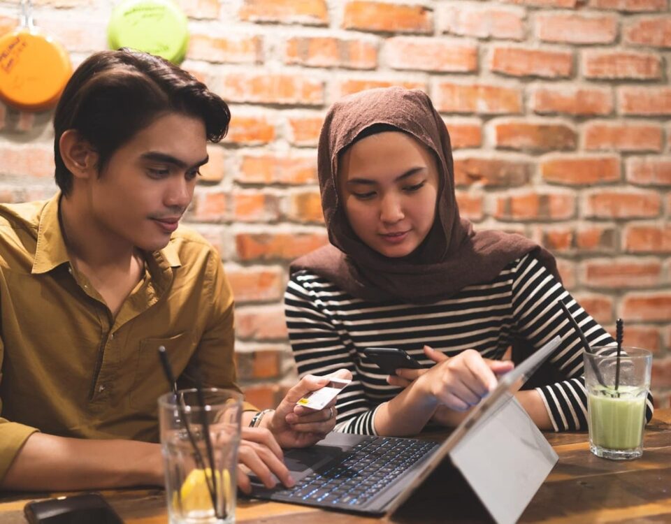 Online earning in Pakistan, Earn money online in Pakistan, real-world IT skills